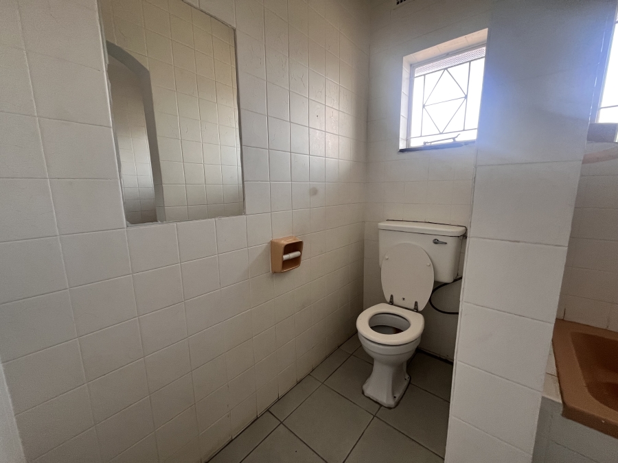 To Let 3 Bedroom Property for Rent in Flamwood North West
